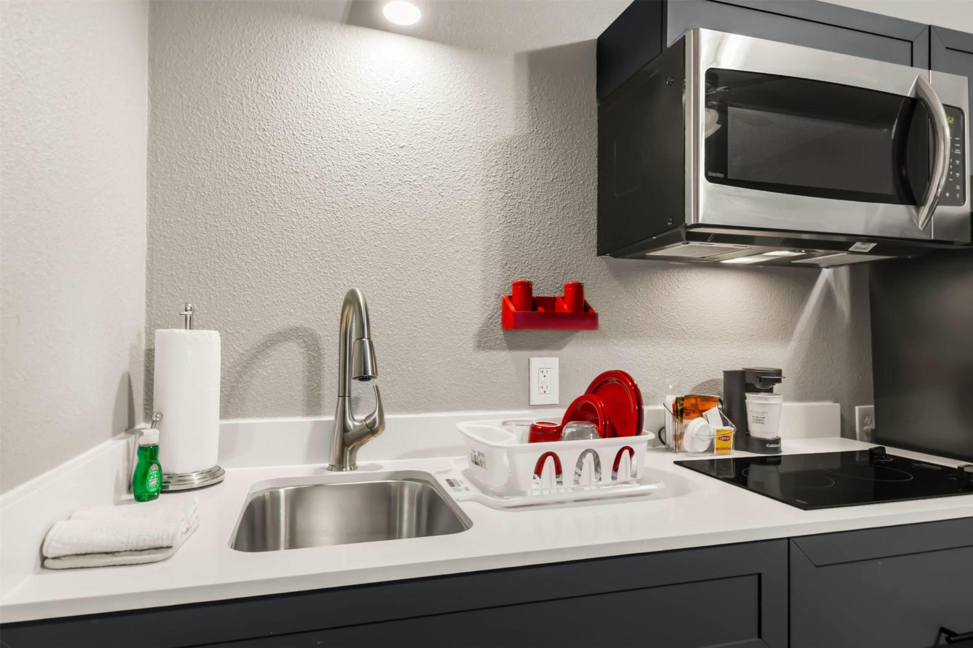 Hotel Hawthorn Extended By Wyndham College Station